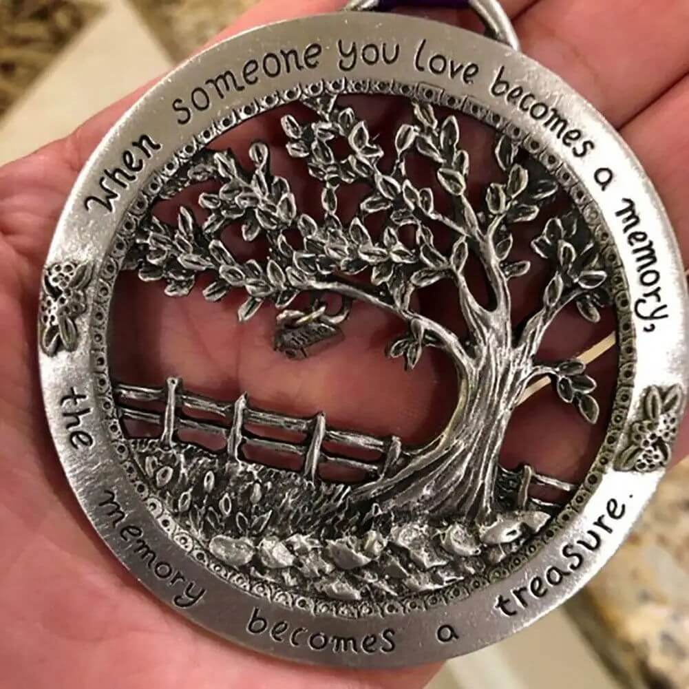 Merry Christmas Memorial Decorations When the One You Love Becomes a Memory Christmas Pendant Life Tree Resin Home Xmas Ornament - Memories-Made.